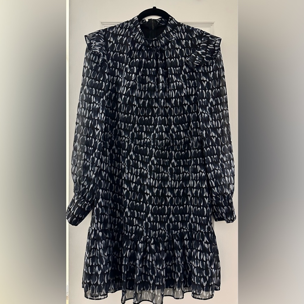 Elegant dark blue and White Patterned Dress
